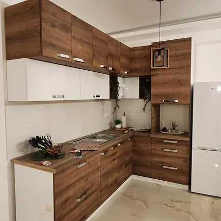 Zatvoreni Bazen Maca Apartment *
