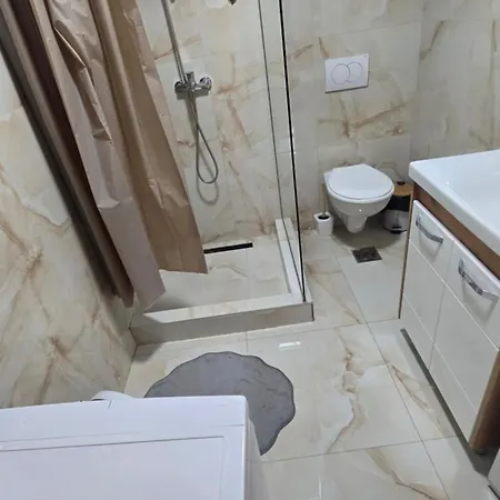 Apartment Zatvoreni Bazen Maca Petrovaradin